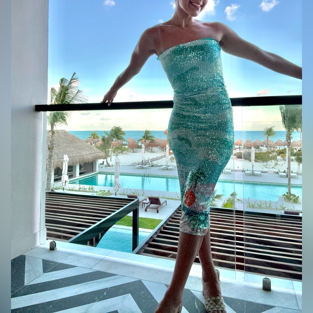 Tube Dress in Ocean Front Walk